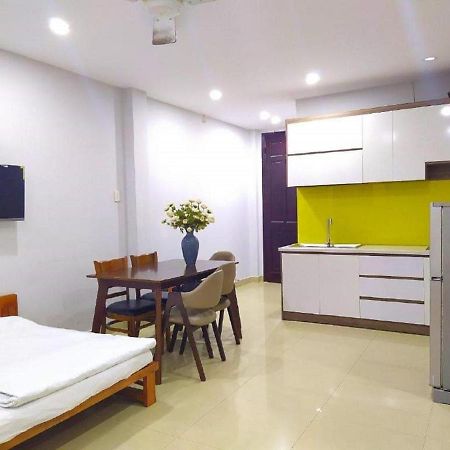 Venus Hotel - 2I1A Bạch Đằng P2 Tân Bình Thành Pho Ho Chí Minh Esterno foto