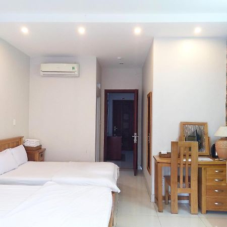 Venus Hotel - 2I1A Bạch Đằng P2 Tân Bình Thành Pho Ho Chí Minh Esterno foto
