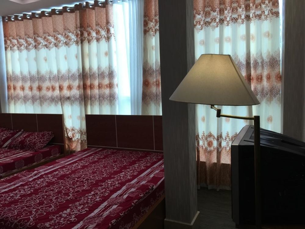 Venus Hotel - 2I1A Bạch Đằng P2 Tân Bình Thành Pho Ho Chí Minh Esterno foto