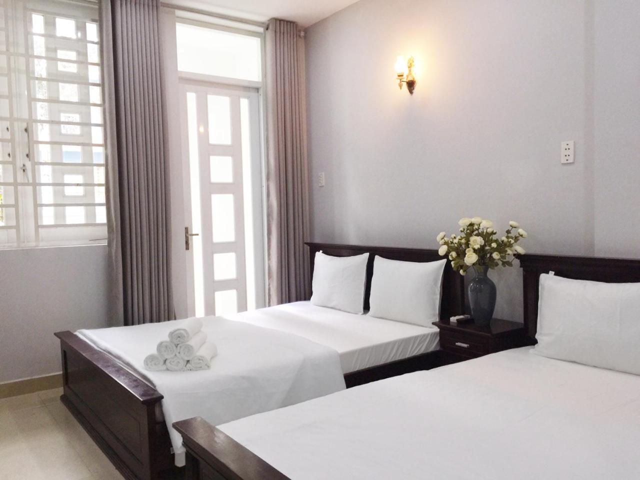 Venus Hotel - 2I1A Bạch Đằng P2 Tân Bình Thành Pho Ho Chí Minh Esterno foto