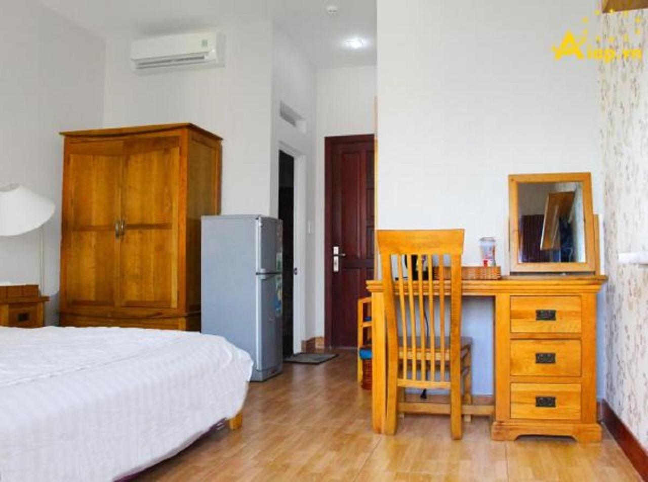 Venus Hotel - 2I1A Bạch Đằng P2 Tân Bình Thành Pho Ho Chí Minh Esterno foto