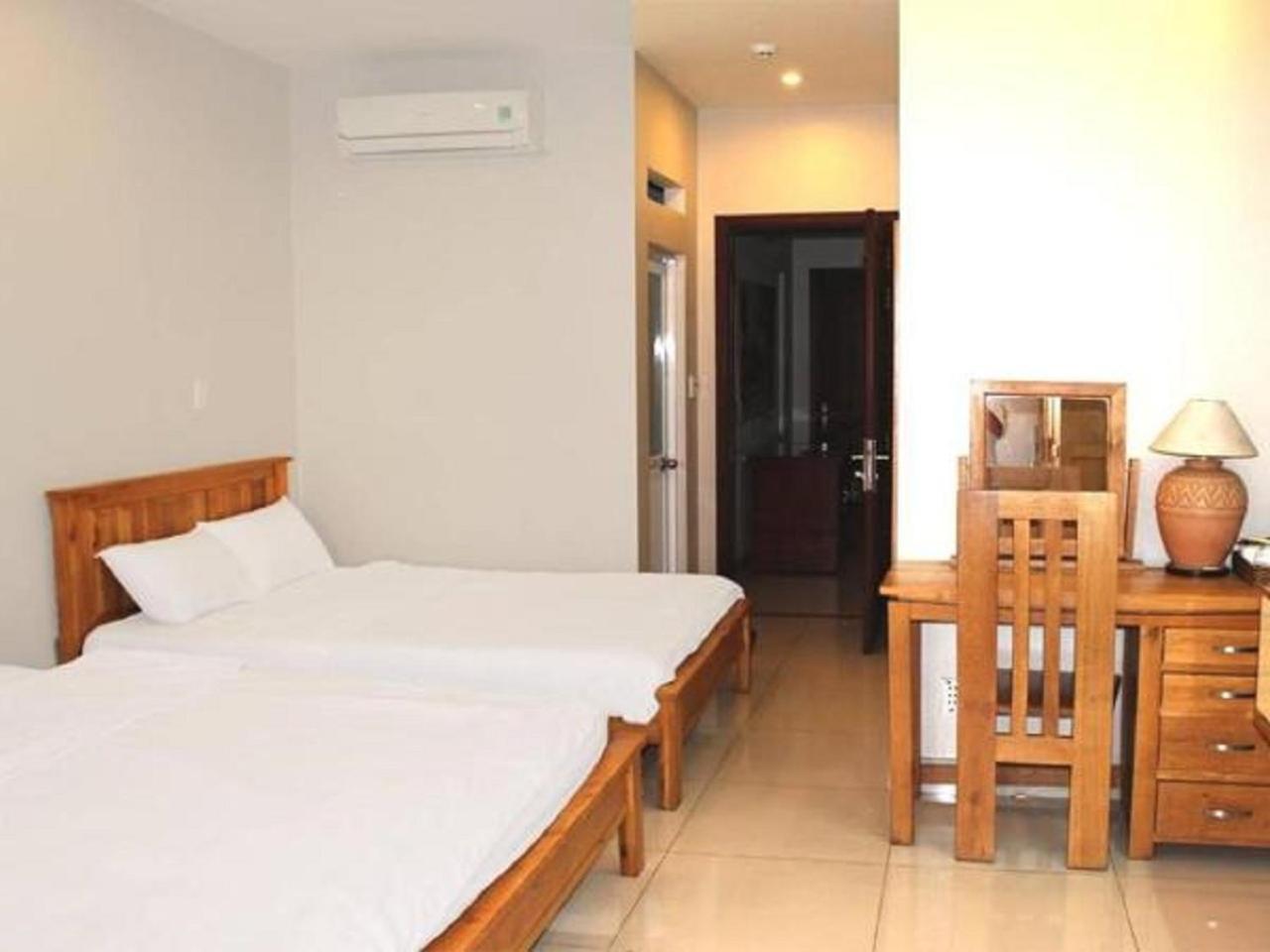 Venus Hotel - 2I1A Bạch Đằng P2 Tân Bình Thành Pho Ho Chí Minh Esterno foto