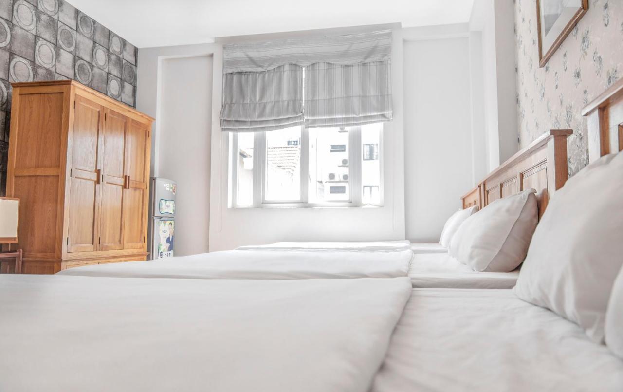 Venus Hotel - 2I1A Bạch Đằng P2 Tân Bình Thành Pho Ho Chí Minh Esterno foto